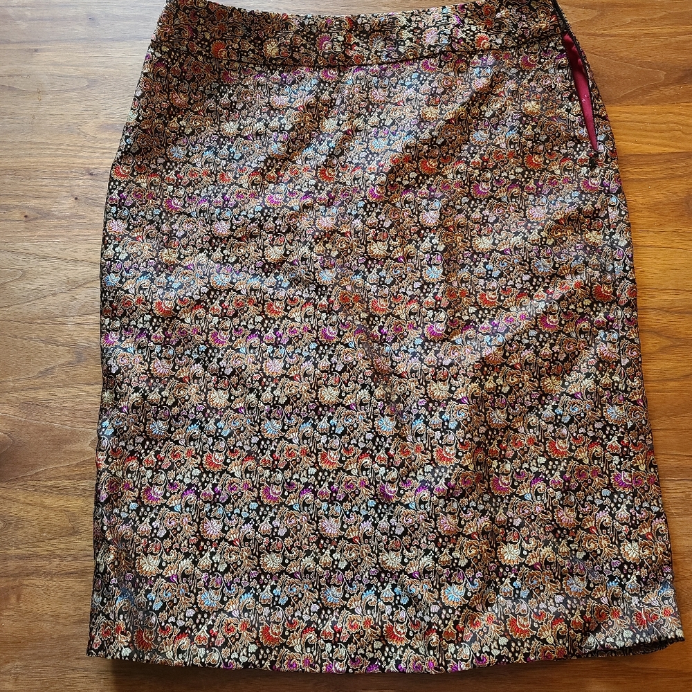 W.D.N.Y. Brocade Pencil Skirt size 8